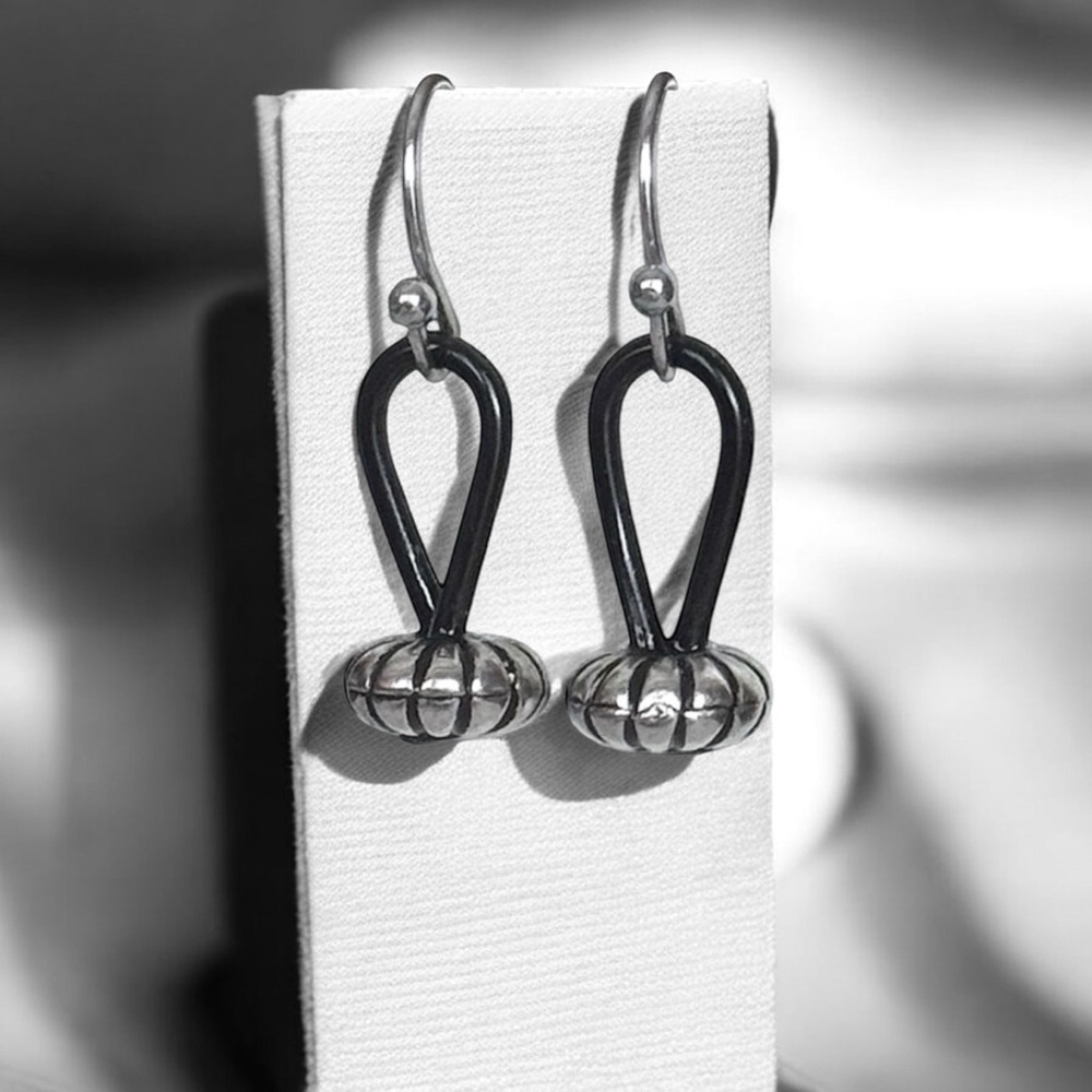 5 For $25💫Alternative Silver Beaded Earrings